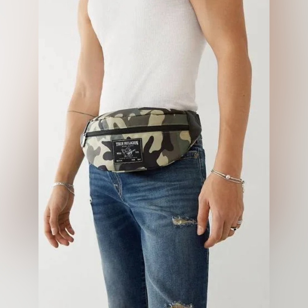 NWT True Religion Printed Belt Bag in Camo